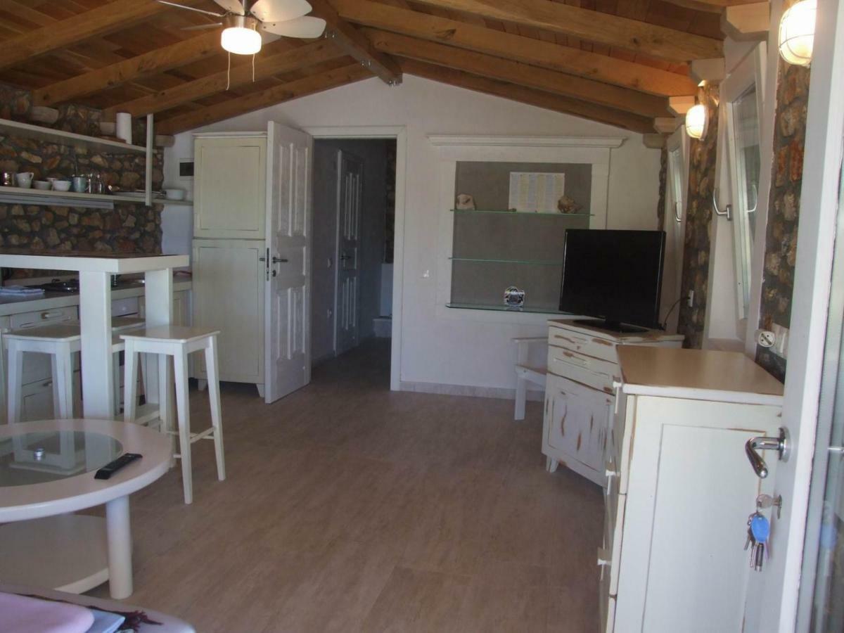 Stone House Marina-Sevid, 1 House-1 Apartment Dış mekan fotoğraf
