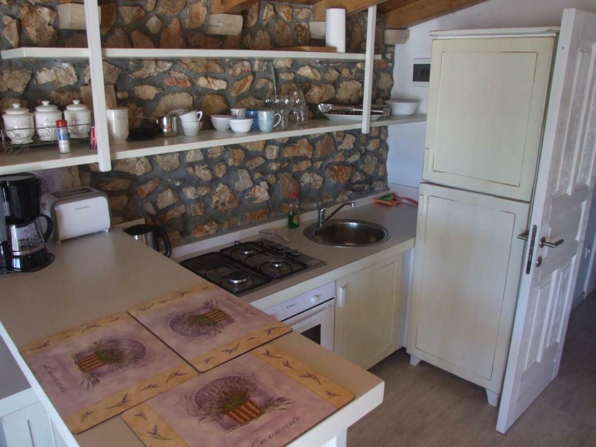 Stone House Marina-Sevid, 1 House-1 Apartment Dış mekan fotoğraf